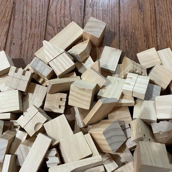 136 pc Lot Kid's Wooden Building Blocks Natural Hardwood Castle Medieval Pieces - Picture 2 of 3